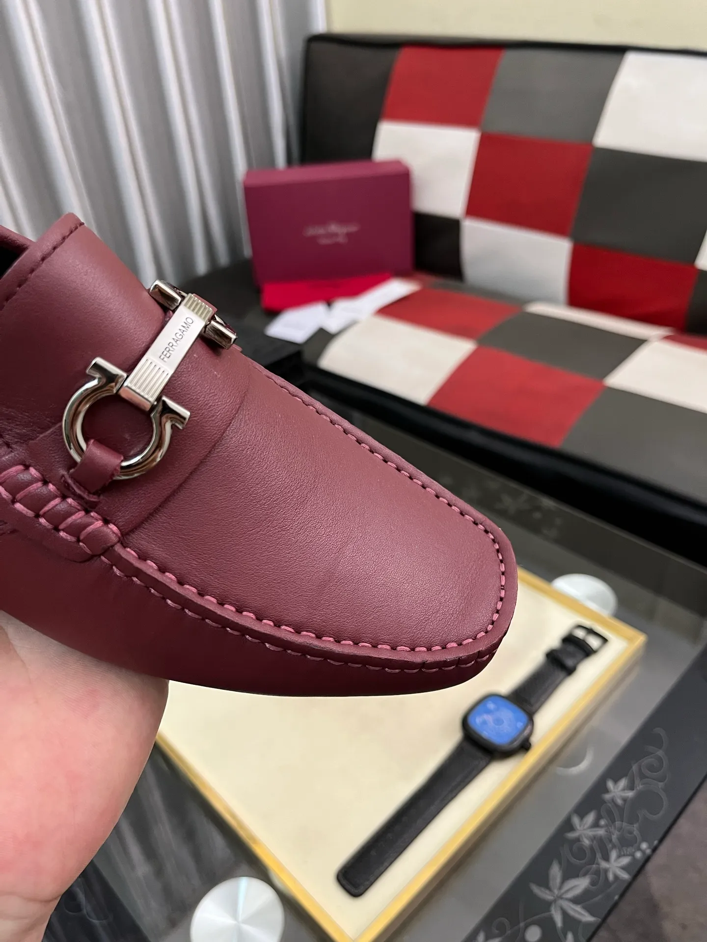 Men's shoes 💰560⌚️⌚️ Ferragamo [Ferragamo] new high-end quality framed shoes. The style is luxurious and elegant, with equal emphasis on practicality and style. We pay special attention to quality and details. The shoe last leather, workmanship and comfort are not inferior! Material: Imported first-layer soft cowhide leather upper ➕Genuine leather lining, code number: 38-446️⃣colors available